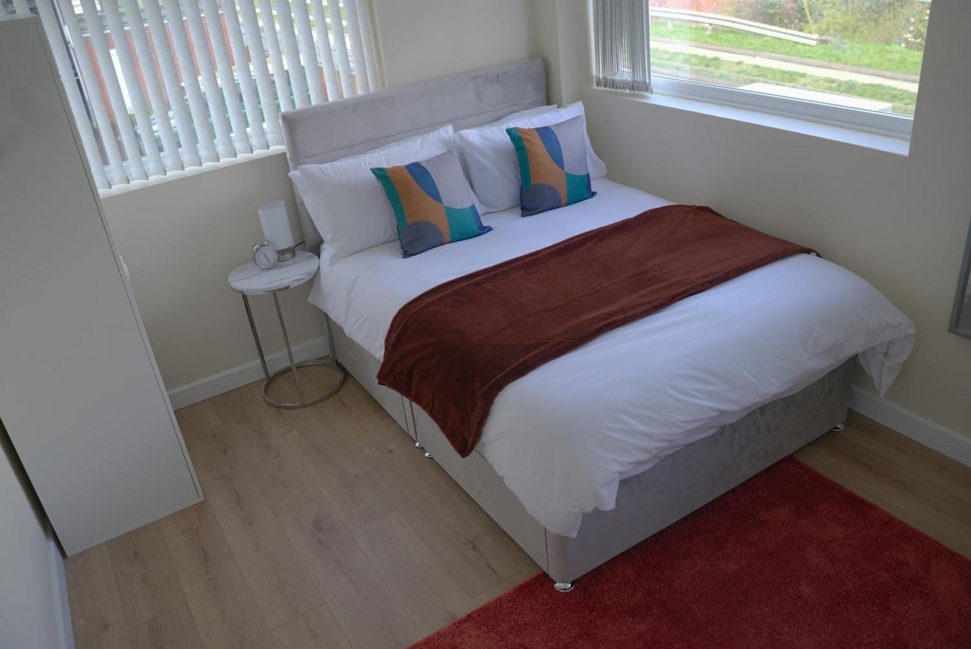 Luxury In Luton Apartment